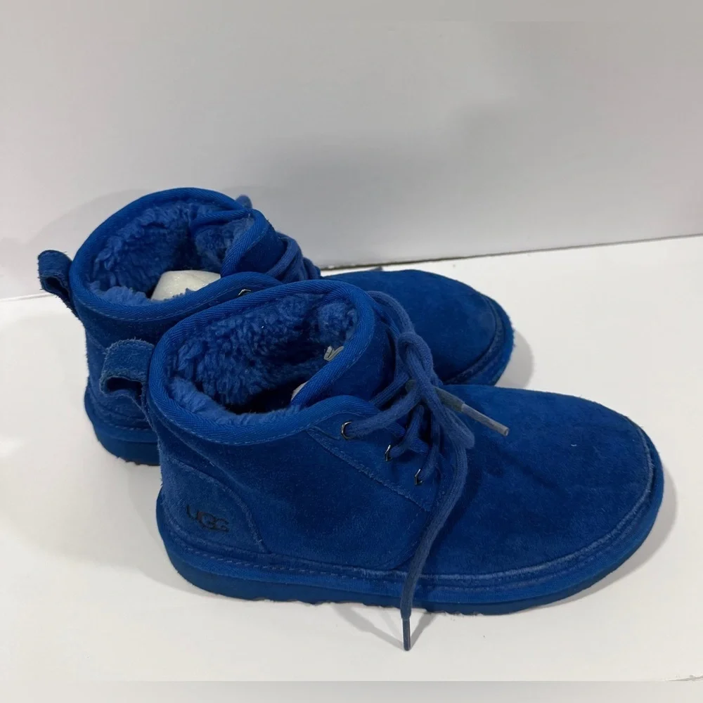 UGG Kids 4 Blue Neumel Boots Suede Shearling Lined Youth 4 Womens 6